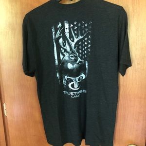 NWT: TRUE TIMBER T-SHIRT